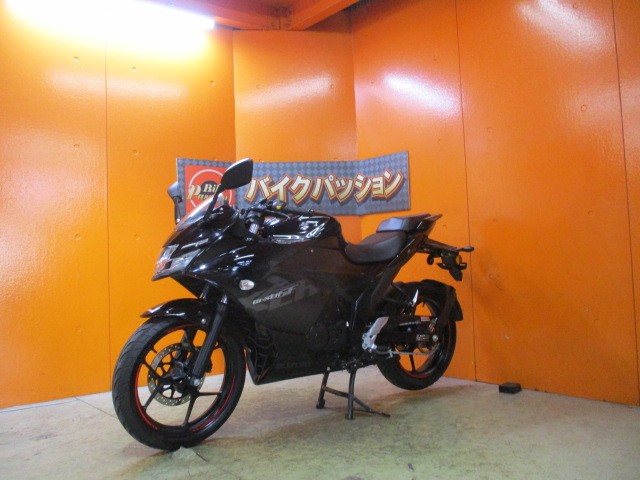 最長２４か月保証付き！！カラーも渋いグラスパープルブラック！現行モデルの中古はまだまだ希少！決済価格